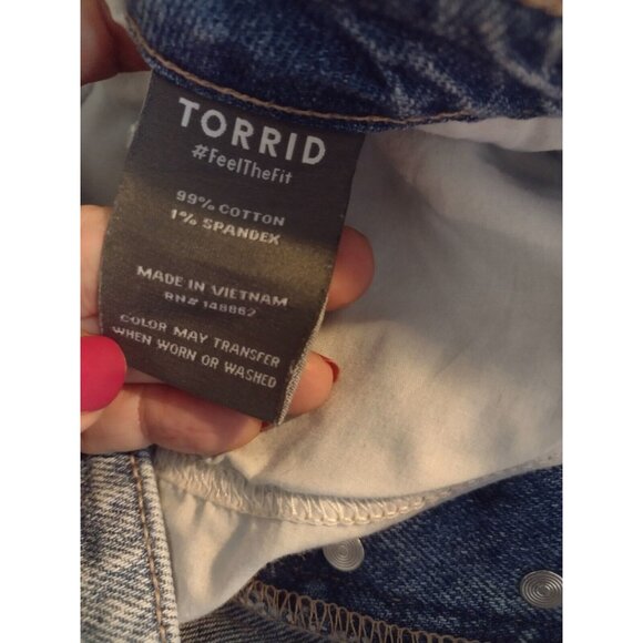 Torrid High Waisted Distressed Cropped Jeans Size 28S Blue Stretch Med Wash READ - Picture 7 of 8